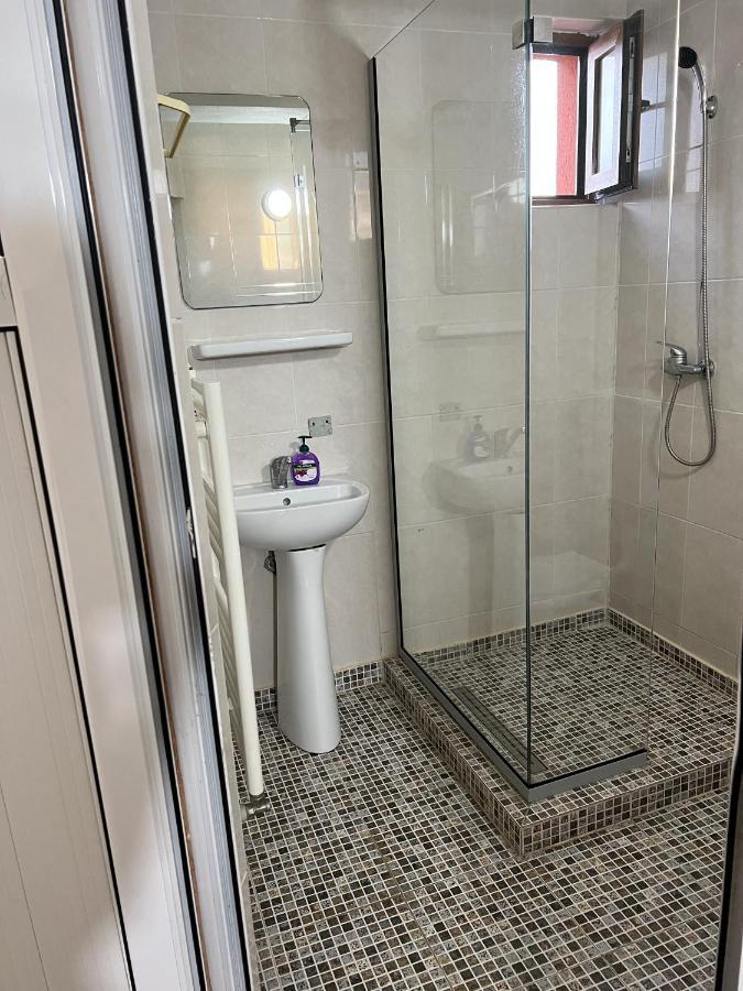 Hotel Monte Carlo Pitesti Ngoại thất bức ảnh