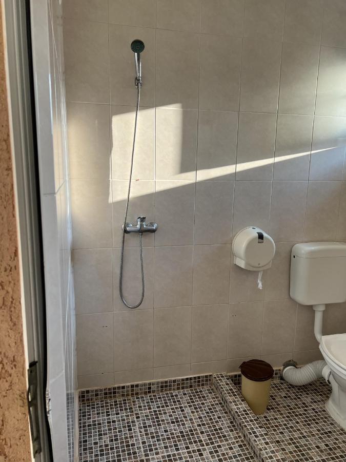 Hotel Monte Carlo Pitesti Ngoại thất bức ảnh